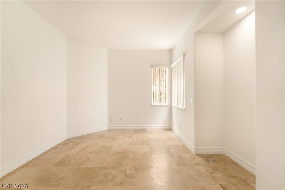 1009 Granger Farm Way Las Vegas NV 89145