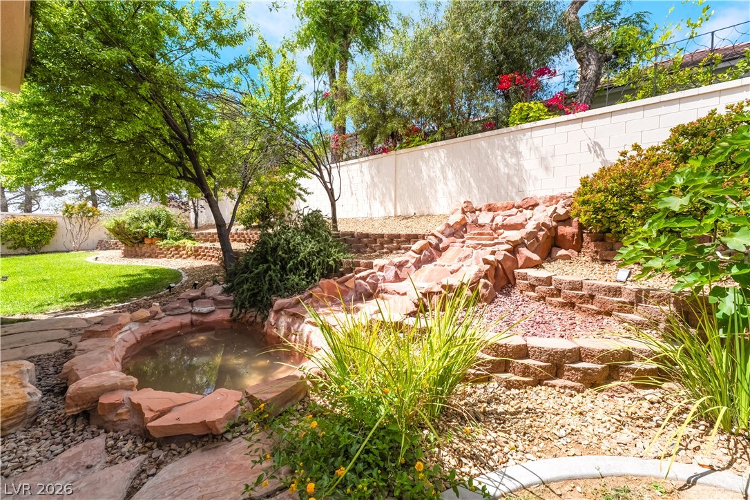 1009 Granger Farm Way Las Vegas NV 89145