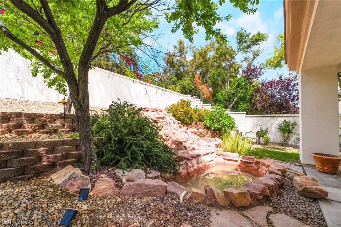 1009 Granger Farm Way Las Vegas NV 89145