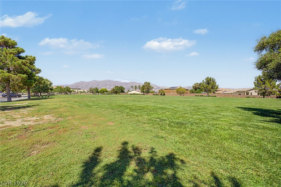 2924 Dowitcher Avenue North Las Vegas NV 89084