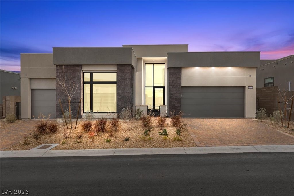 10907 Agate Cliffs Avenue Las Vegas NV 89135