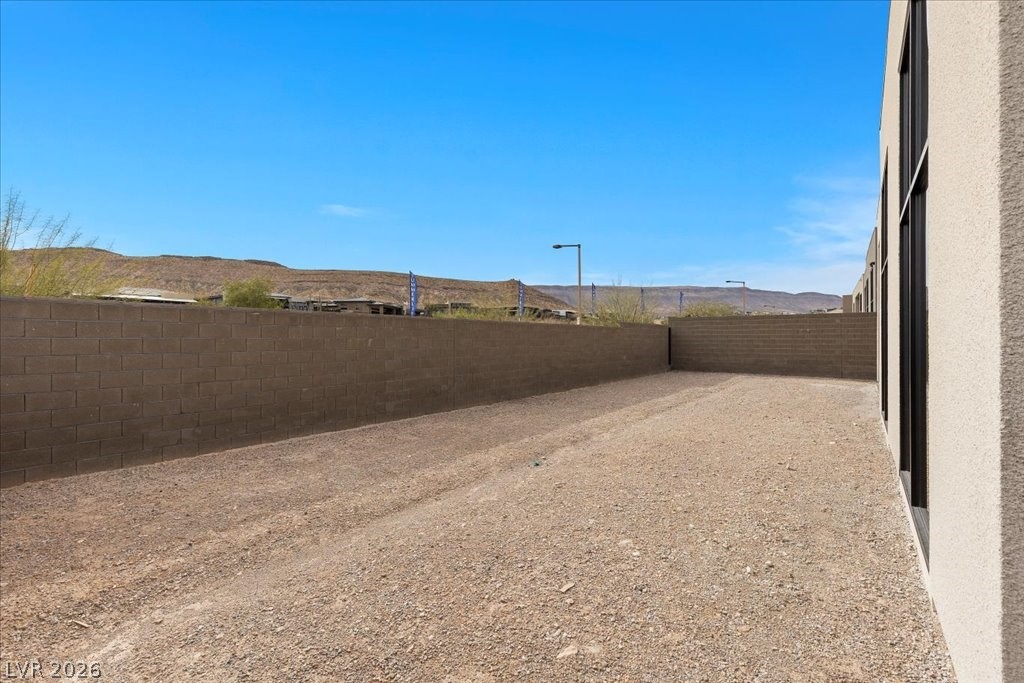 10907 Agate Cliffs Avenue Las Vegas NV 89135