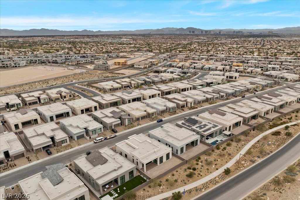 10907 Agate Cliffs Avenue Las Vegas NV 89135