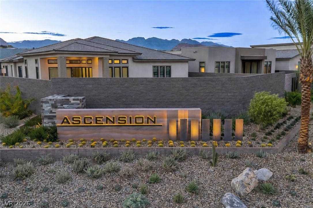 10907 Agate Cliffs Avenue Las Vegas NV 89135