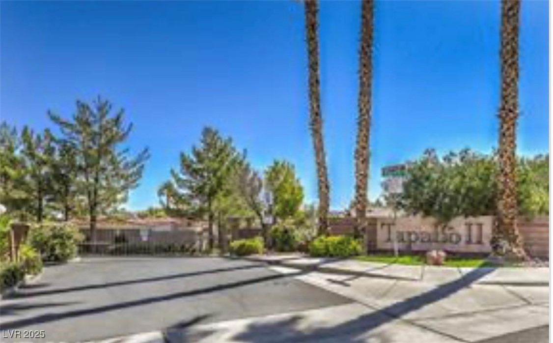 390 Rosado Springs Street Henderson NV 89014