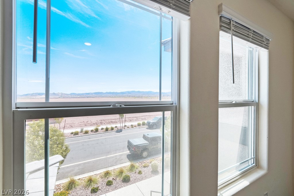 1144 Scarlet Sparrow Street Henderson NV 89011