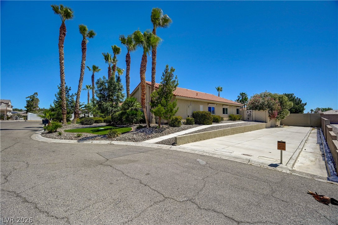 7441 Darby Avenue Las Vegas NV 89117