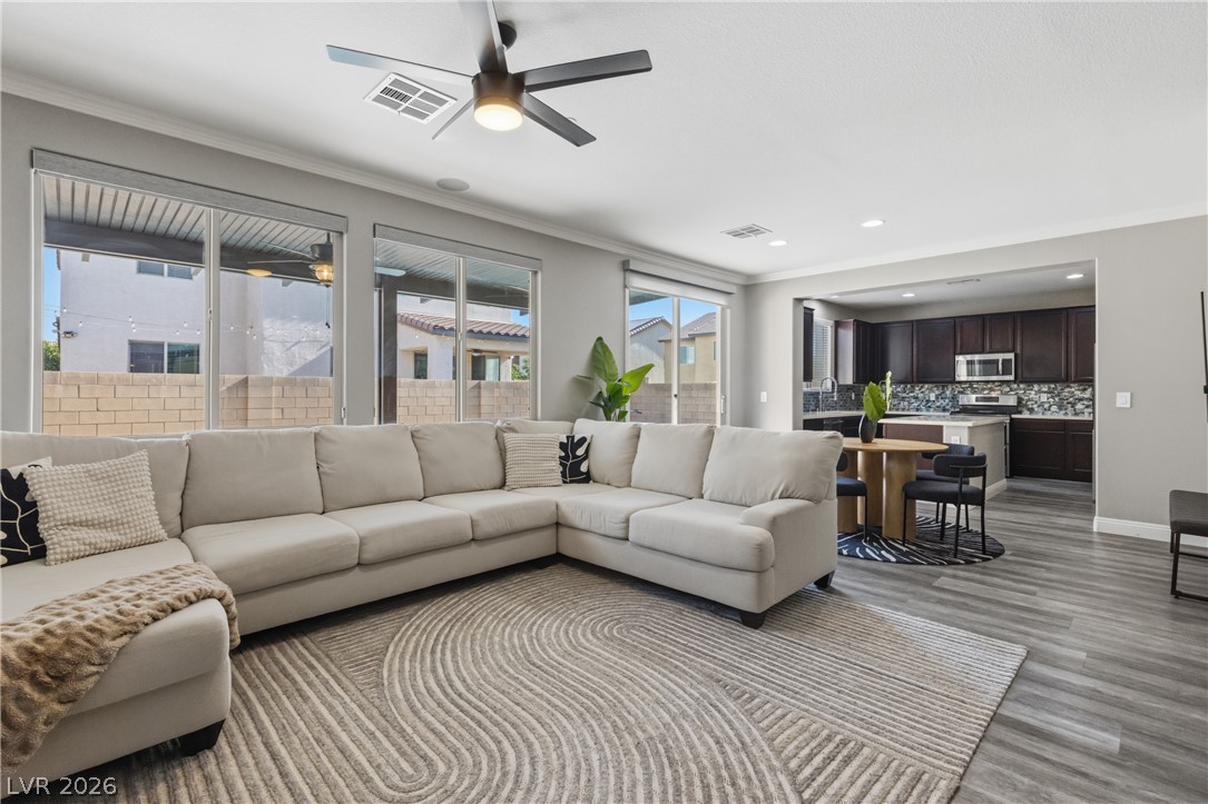9545 Northvale Court Las Vegas NV 89148