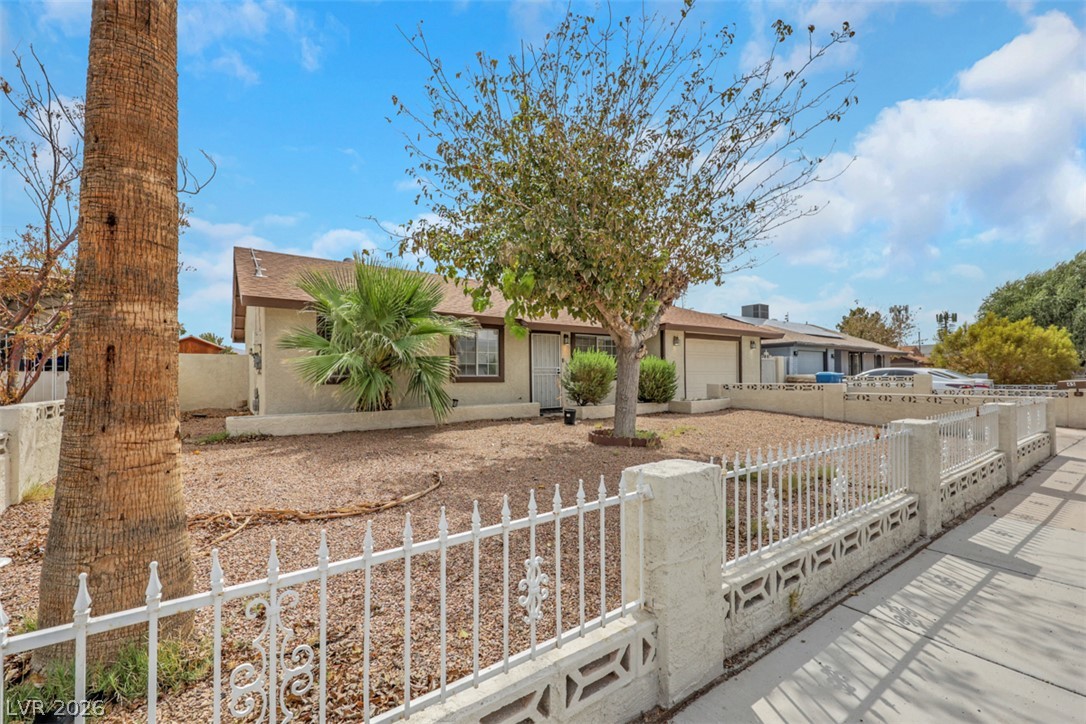 45 Sabino Circle Las Vegas NV 89110
