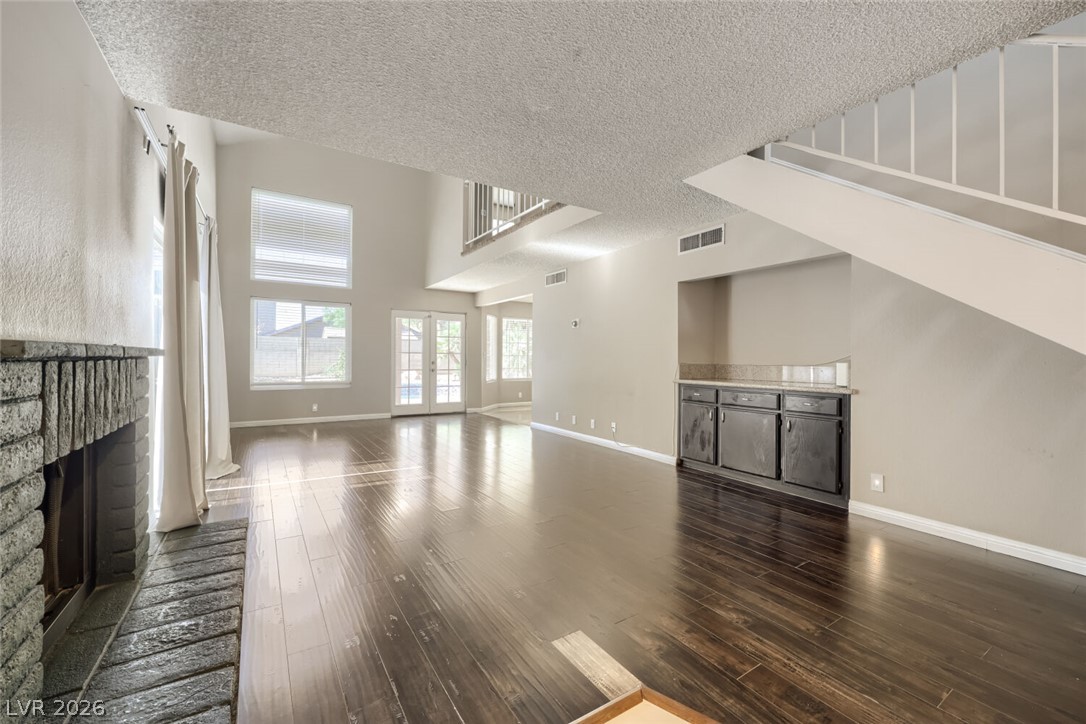 6709 Evanston Avenue Las Vegas NV 89108
