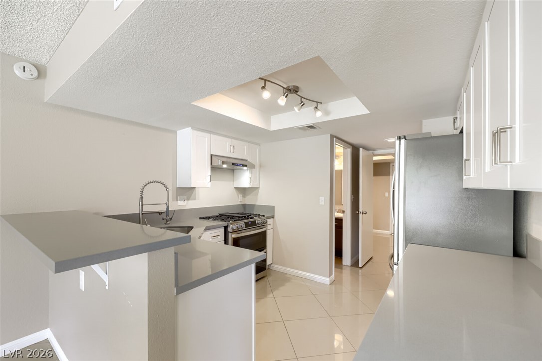 6709 Evanston Avenue Las Vegas NV 89108