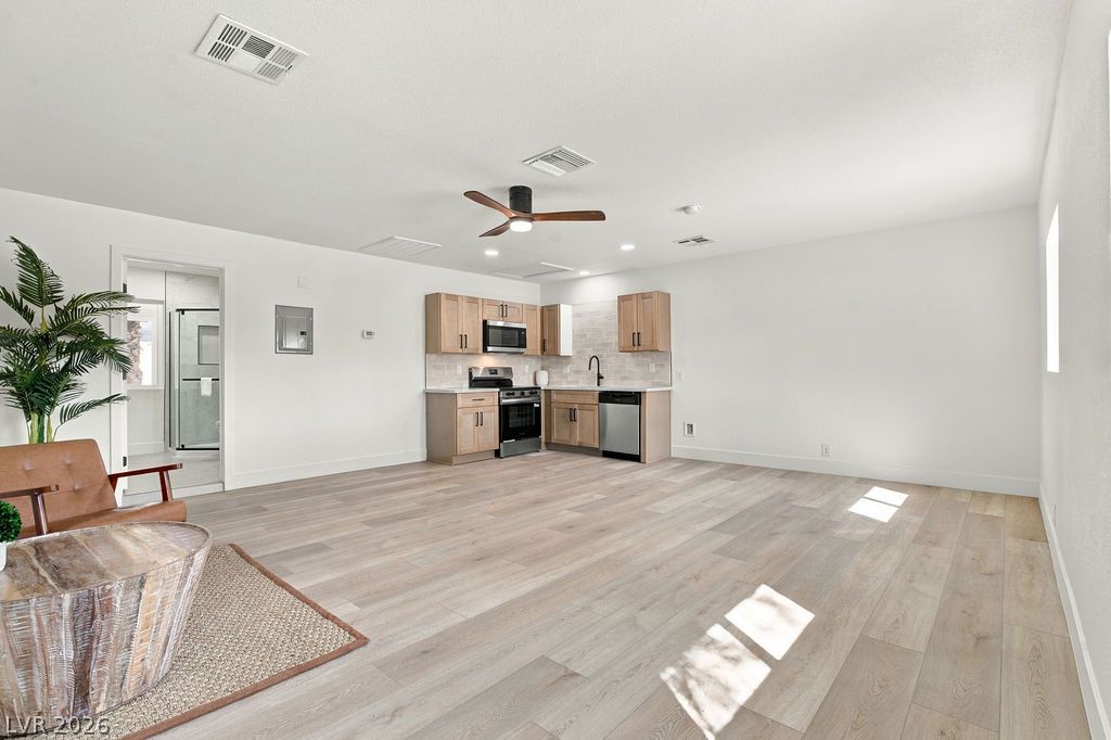 6520 Coley Avenue Las Vegas NV 89146