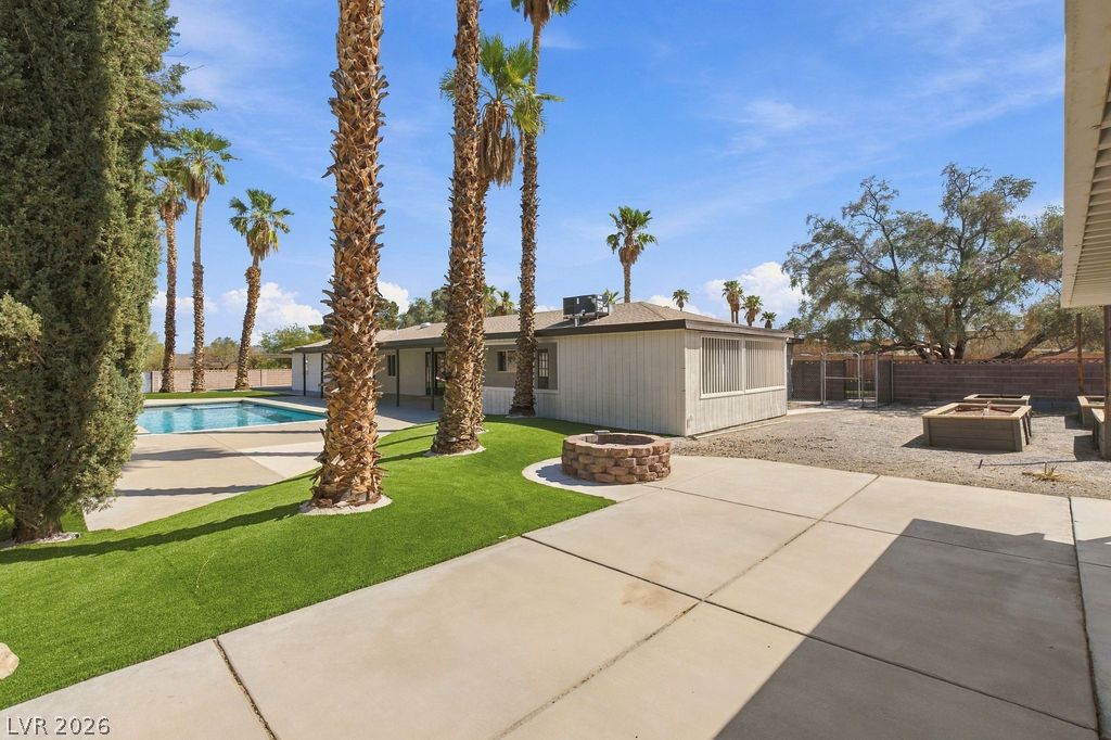 6520 Coley Avenue Las Vegas NV 89146