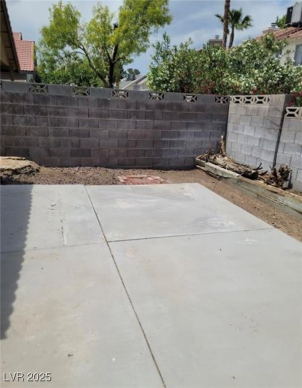 6444 Deadwood Road Las Vegas NV 89108