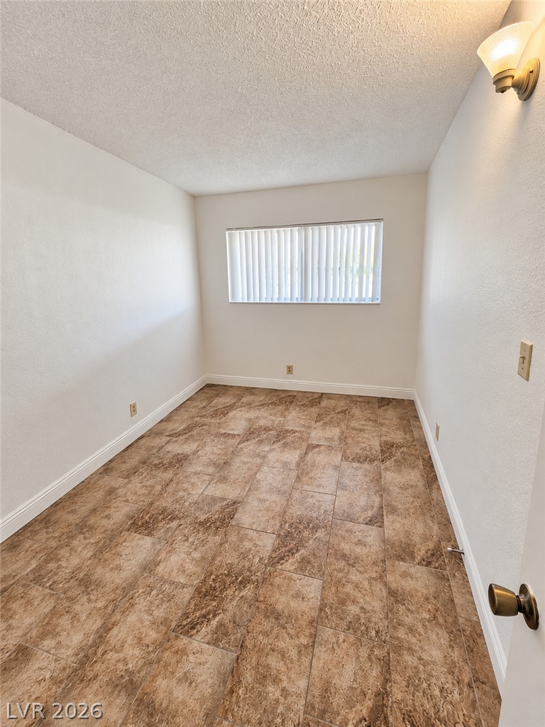 4404 Avondale Avenue Las Vegas NV 89121