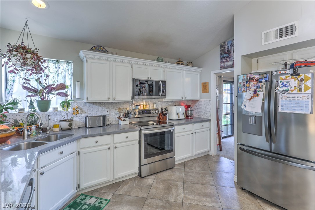912 Primrose Lane Henderson NV 89011