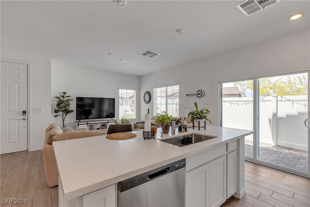 236 Callen Falls Avenue 1211 Henderson NV 89011