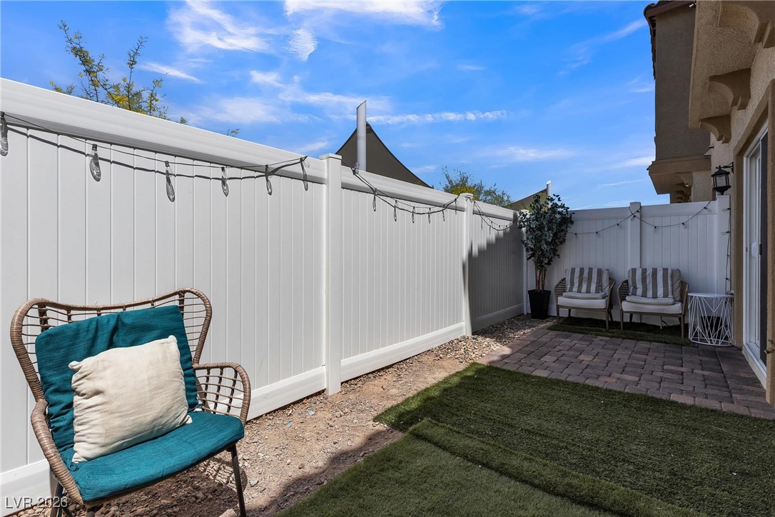 236 Callen Falls Avenue 1211 Henderson NV 89011