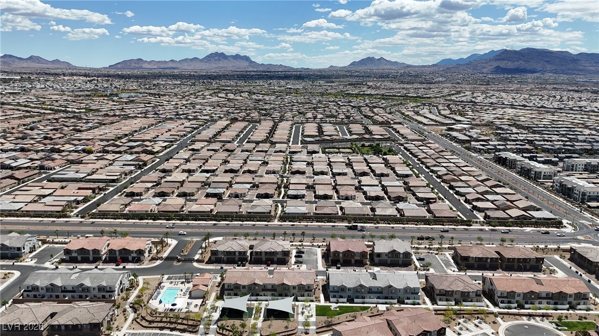 236 Callen Falls Avenue 1211 Henderson NV 89011