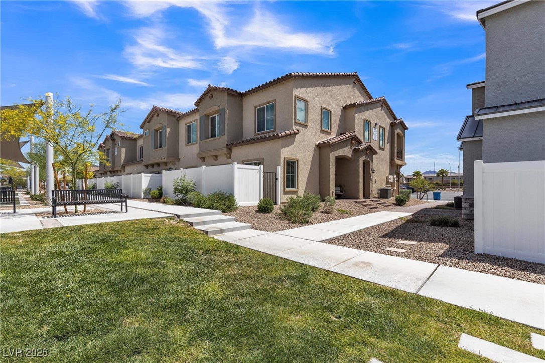236 Callen Falls Avenue 1211 Henderson NV 89011