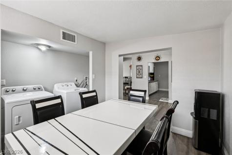 5061 Hallet Drive Las Vegas NV 89122