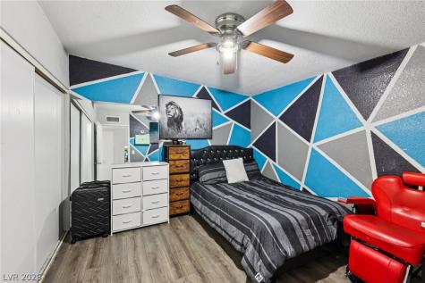 5061 Hallet Drive Las Vegas NV 89122