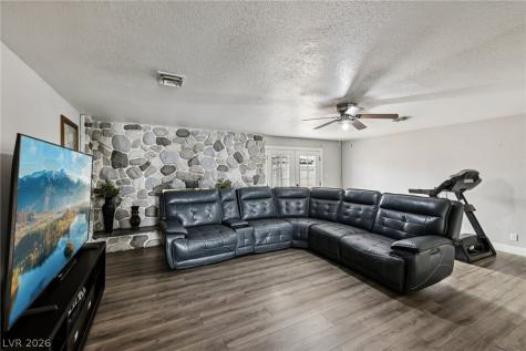 5061 Hallet Drive Las Vegas NV 89122