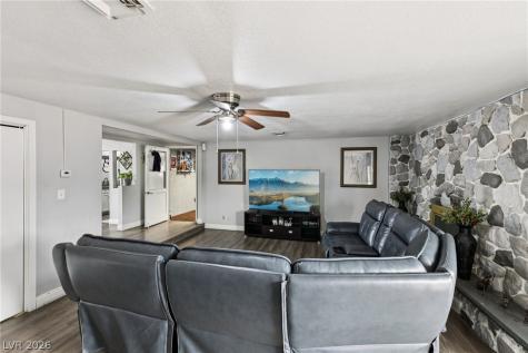 5061 Hallet Drive Las Vegas NV 89122