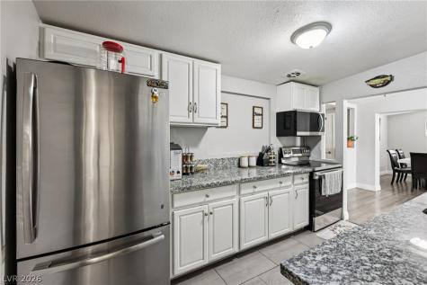 5061 Hallet Drive Las Vegas NV 89122