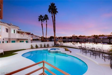 2493 Sun Reef Road Las Vegas NV 89128