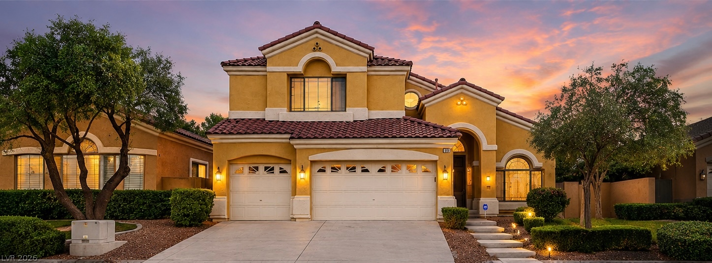 813 White Falcon Street Las Vegas NV 89144