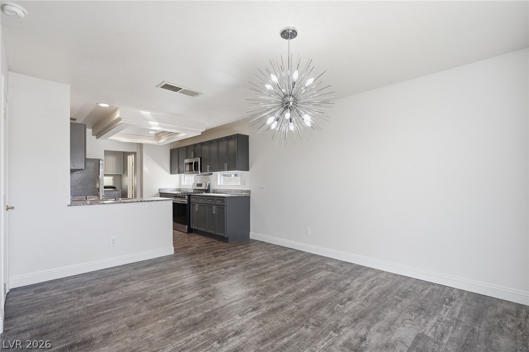 3303 Cheltenham Las Vegas NV 89129