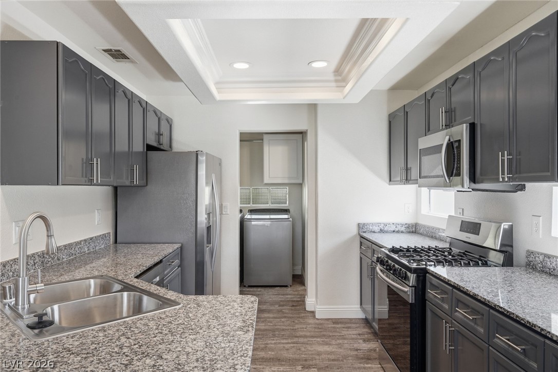 3303 Cheltenham Las Vegas NV 89129