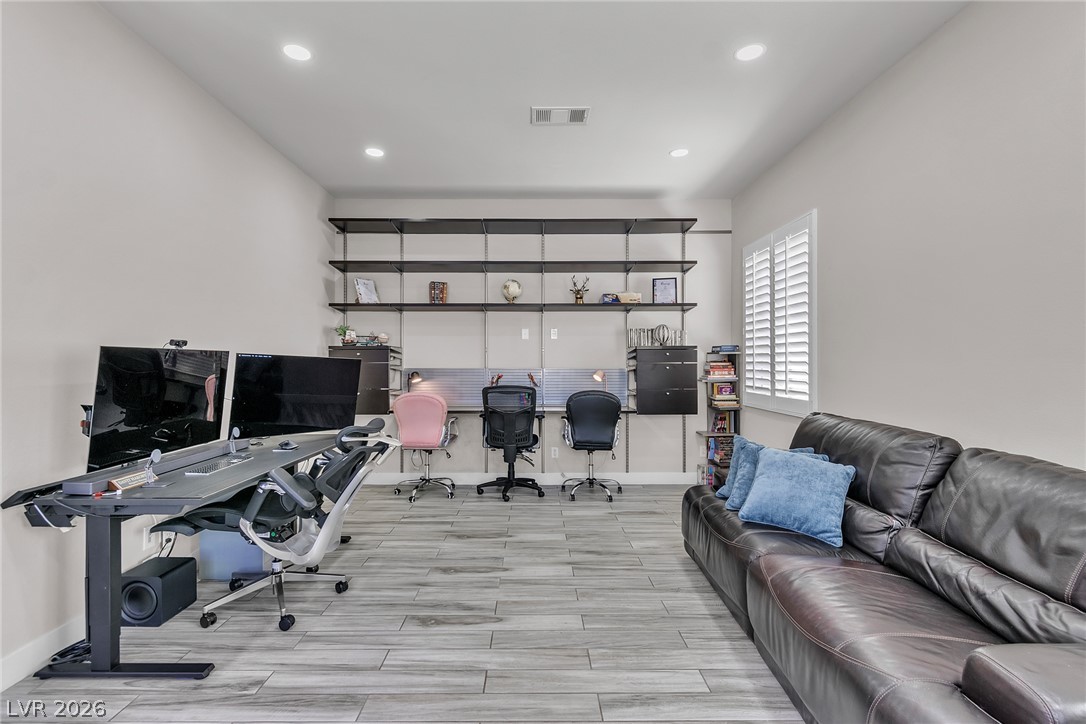 8233 Sweetwater Creek Way Las Vegas NV 89113