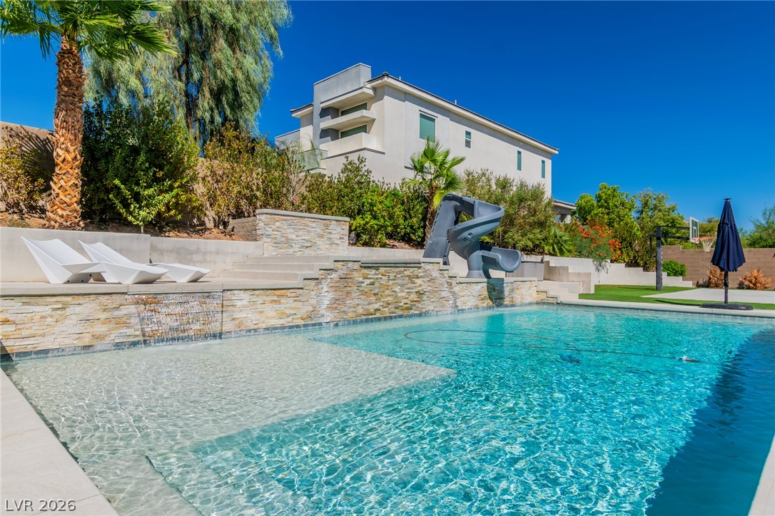 8233 Sweetwater Creek Way Las Vegas NV 89113