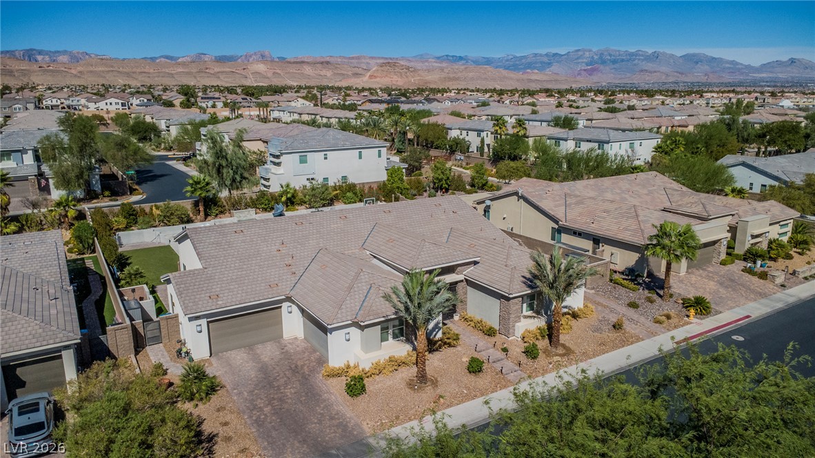 8233 Sweetwater Creek Way Las Vegas NV 89113