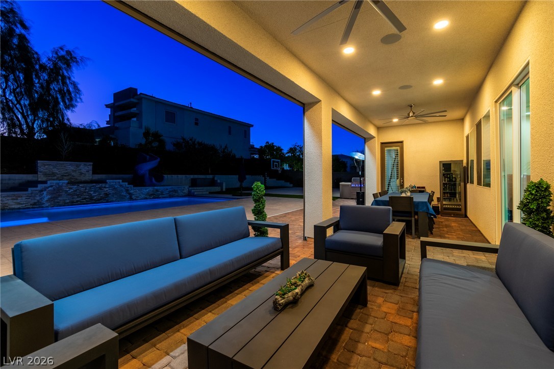 8233 Sweetwater Creek Way Las Vegas NV 89113
