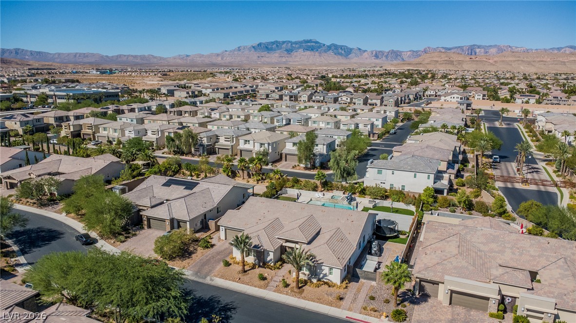 8233 Sweetwater Creek Way Las Vegas NV 89113