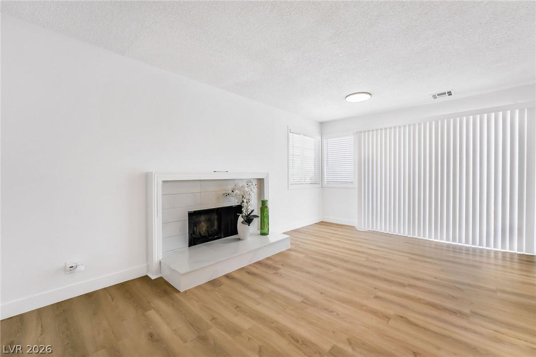 5009 Spencer Street D Las Vegas NV 89119
