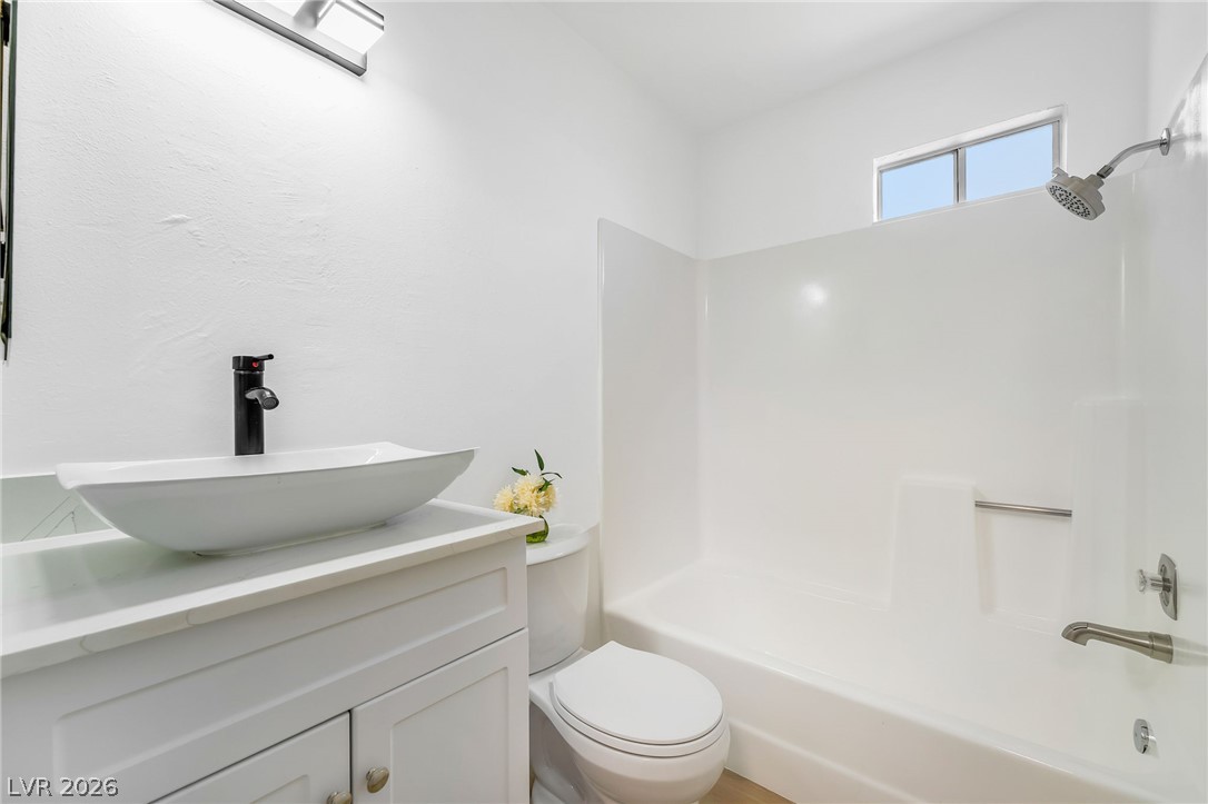 5009 Spencer Street D Las Vegas NV 89119