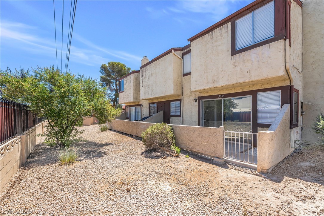 5009 Spencer Street D Las Vegas NV 89119