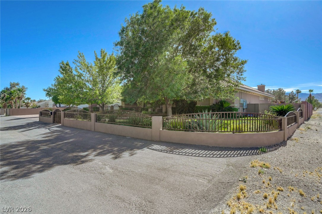 4885 North Pioneer Way Las Vegas NV 89149