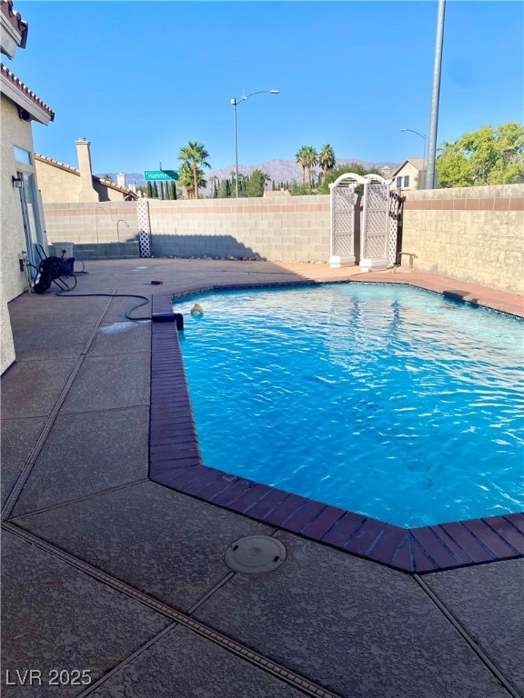 5364 Rhett Street Las Vegas NV 89130