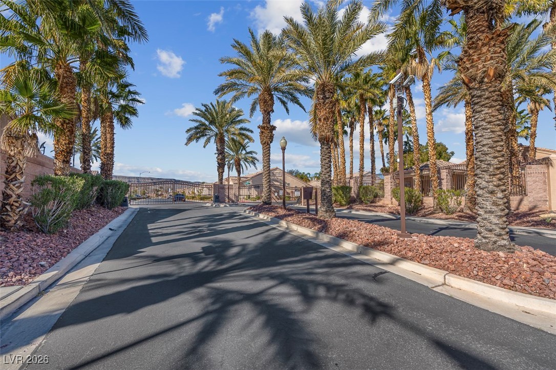 9639 Moonlit Sky Avenue Las Vegas NV 89147