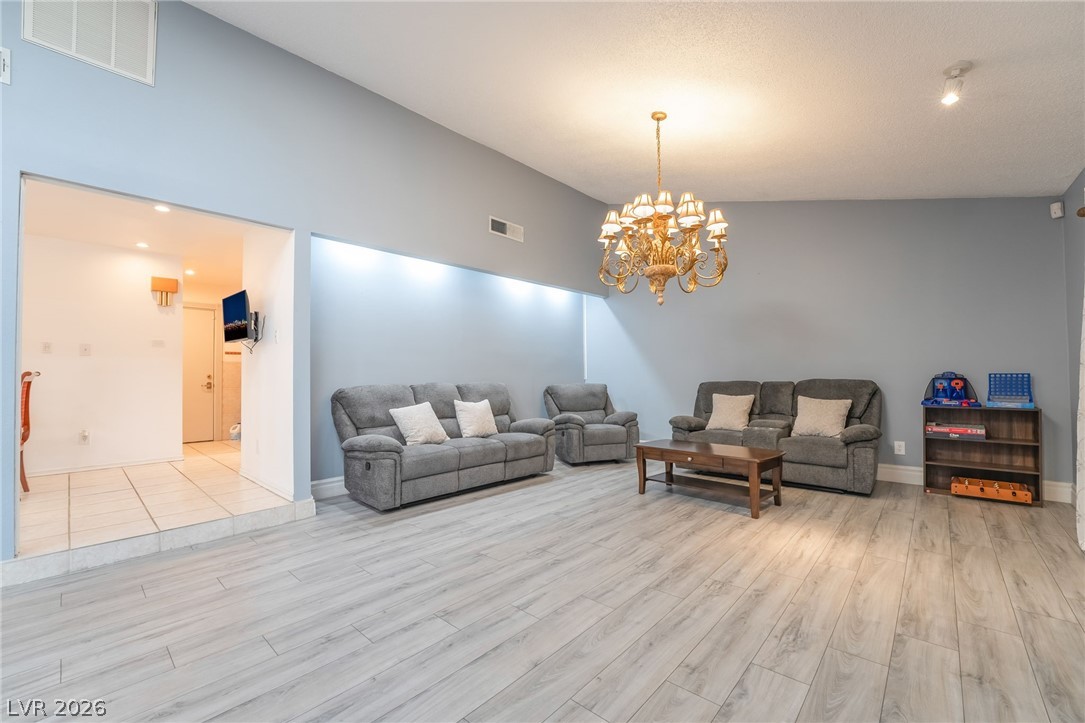 3829 Delaware Lane Las Vegas NV 89169