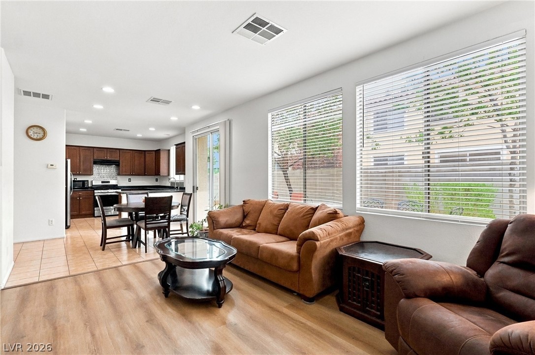 5432 West Pipers Meadow Court North Las Vegas NV 89031