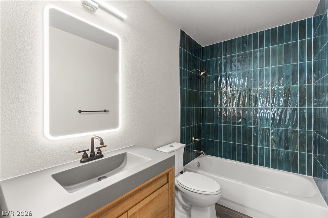 5121 Burr Oak Drive Las Vegas NV 89130