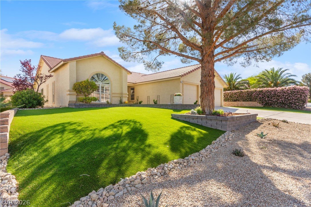 5121 Burr Oak Drive Las Vegas NV 89130