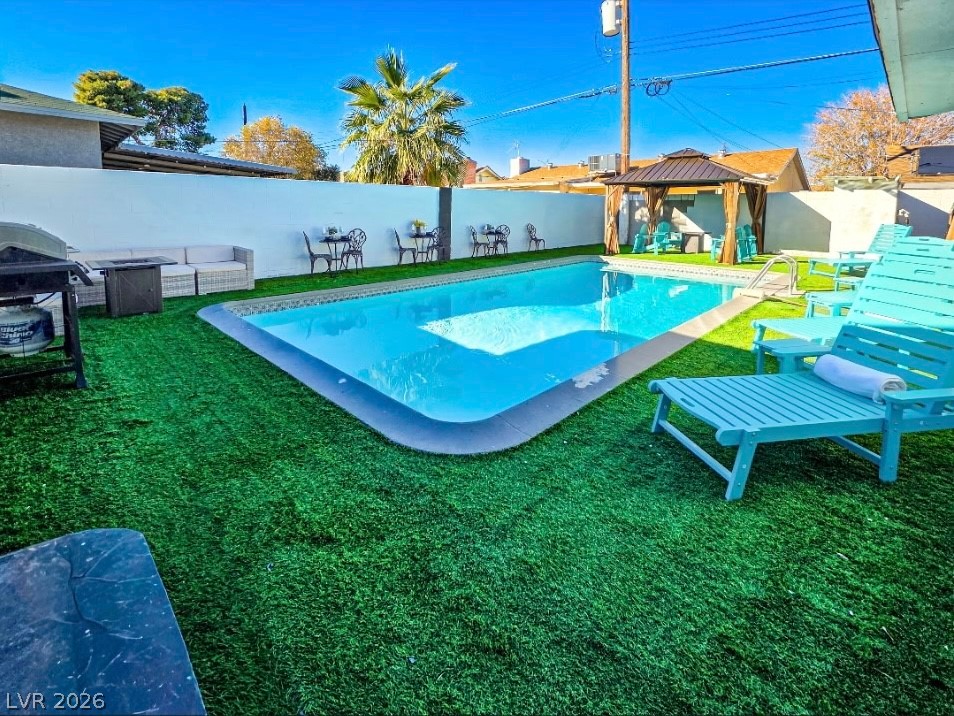 2013 Howard Avenue Las Vegas NV 89104