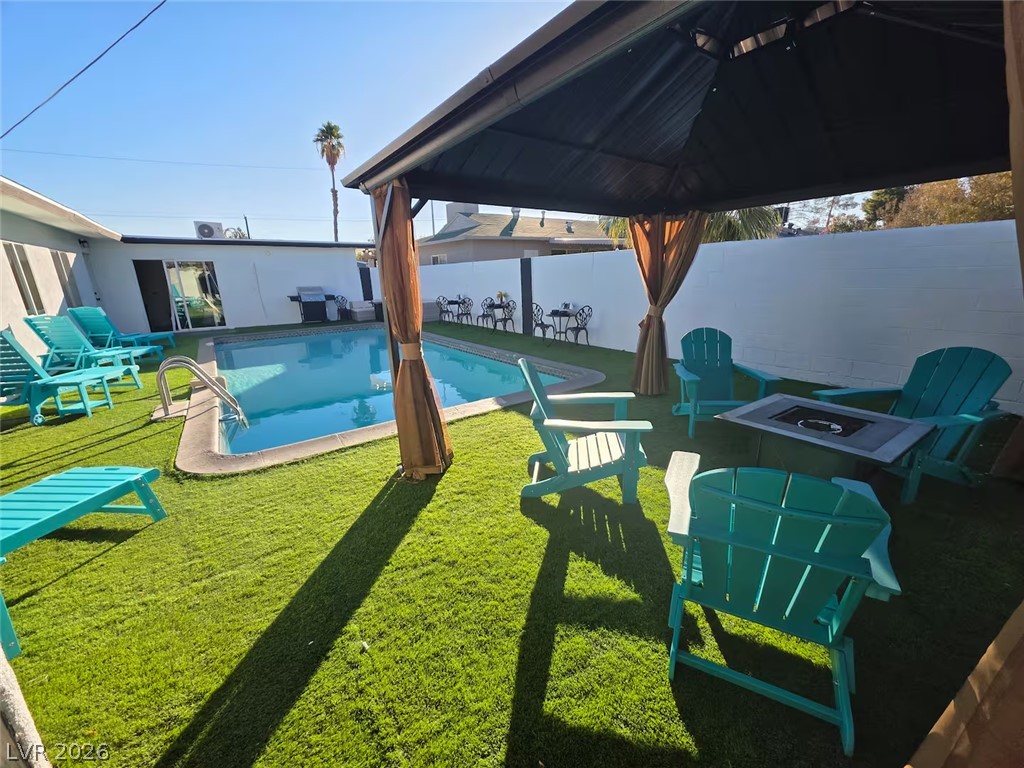 2013 Howard Avenue Las Vegas NV 89104